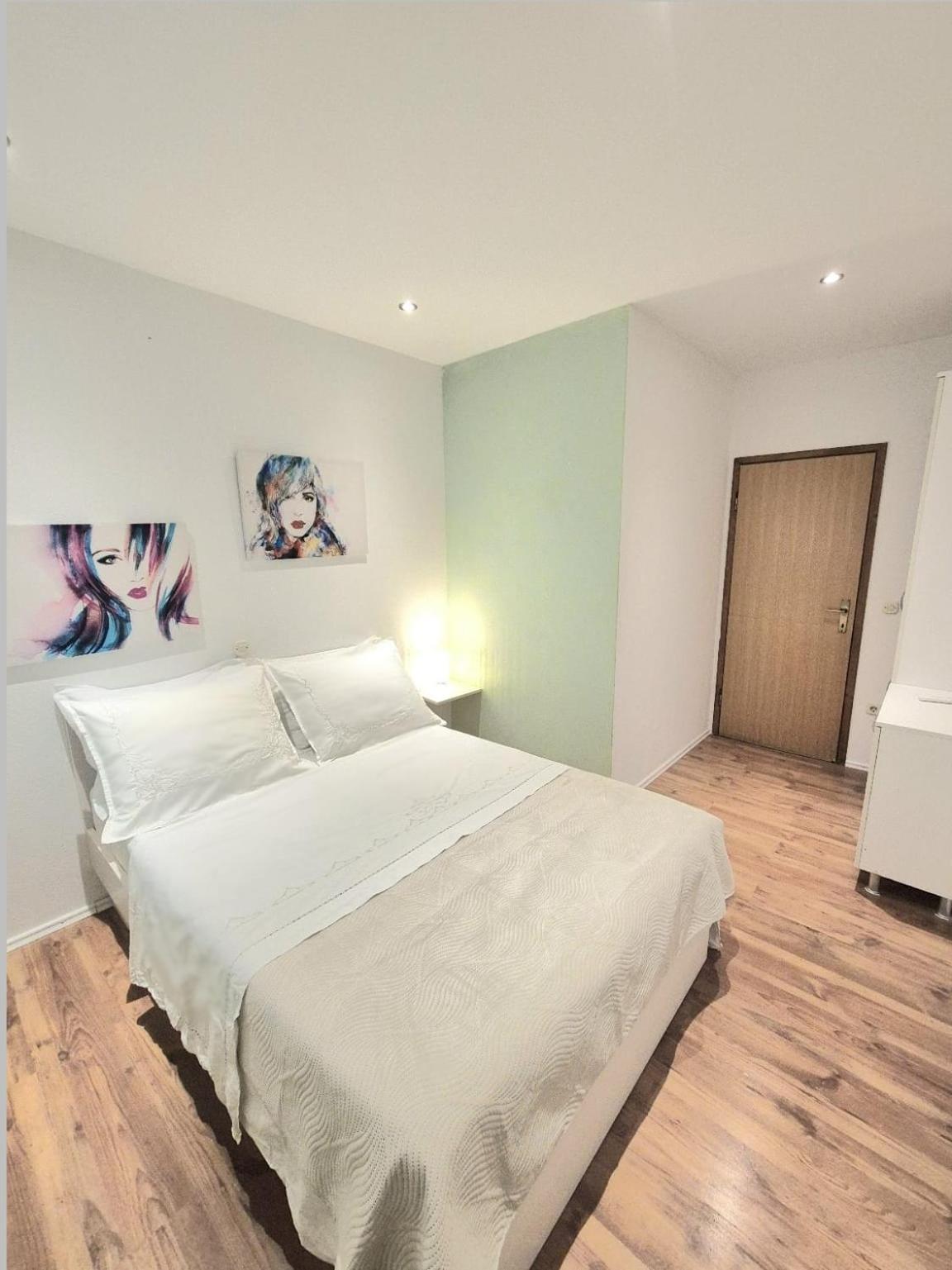 Dorotea3 * Makarska